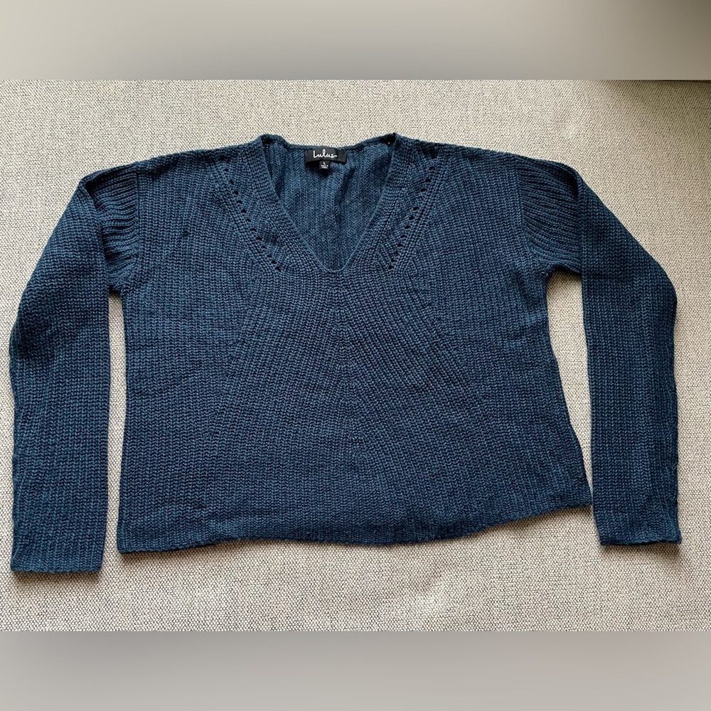 Lulus Women's turquoise V-Neck Sweater